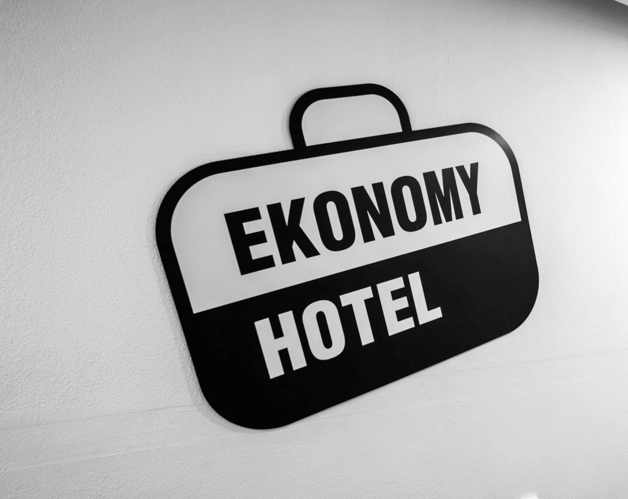 Ekonomy Hotel Sokcho Esterno foto